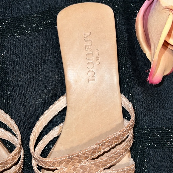 Sesto Meucci Tan 100% Italian Leather Size 8 Sandals - Picture 3 of 14